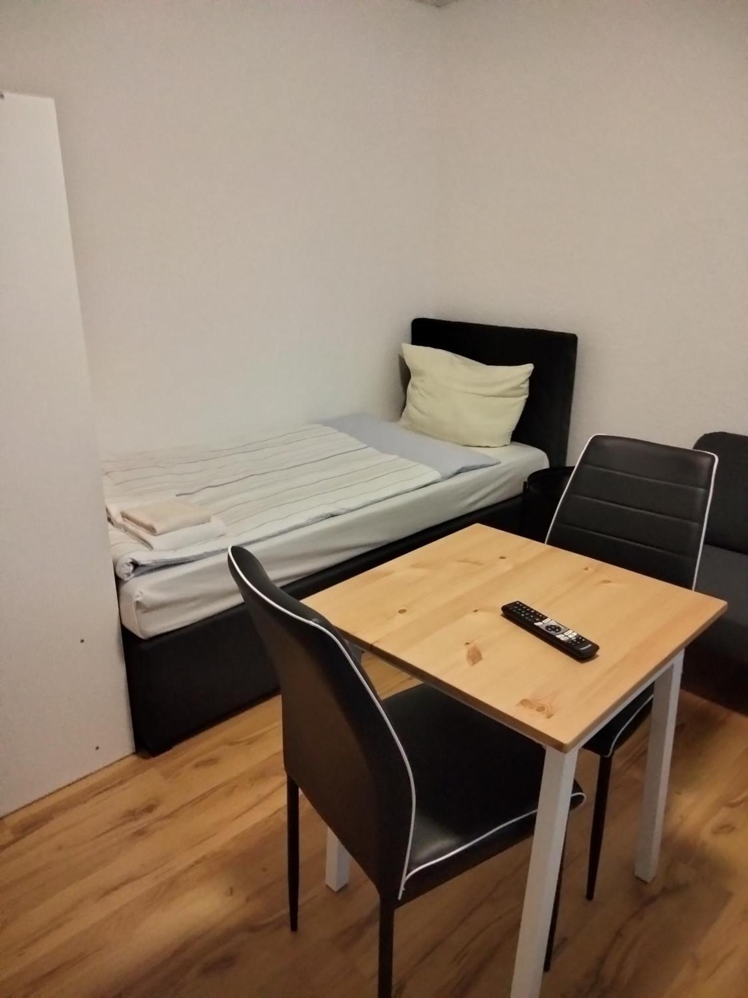 City Apartments Direkt Am Hauptbahnhof - Perfekt Fuer Pendler Und Monteure 노이뮌스터 외부 사진
