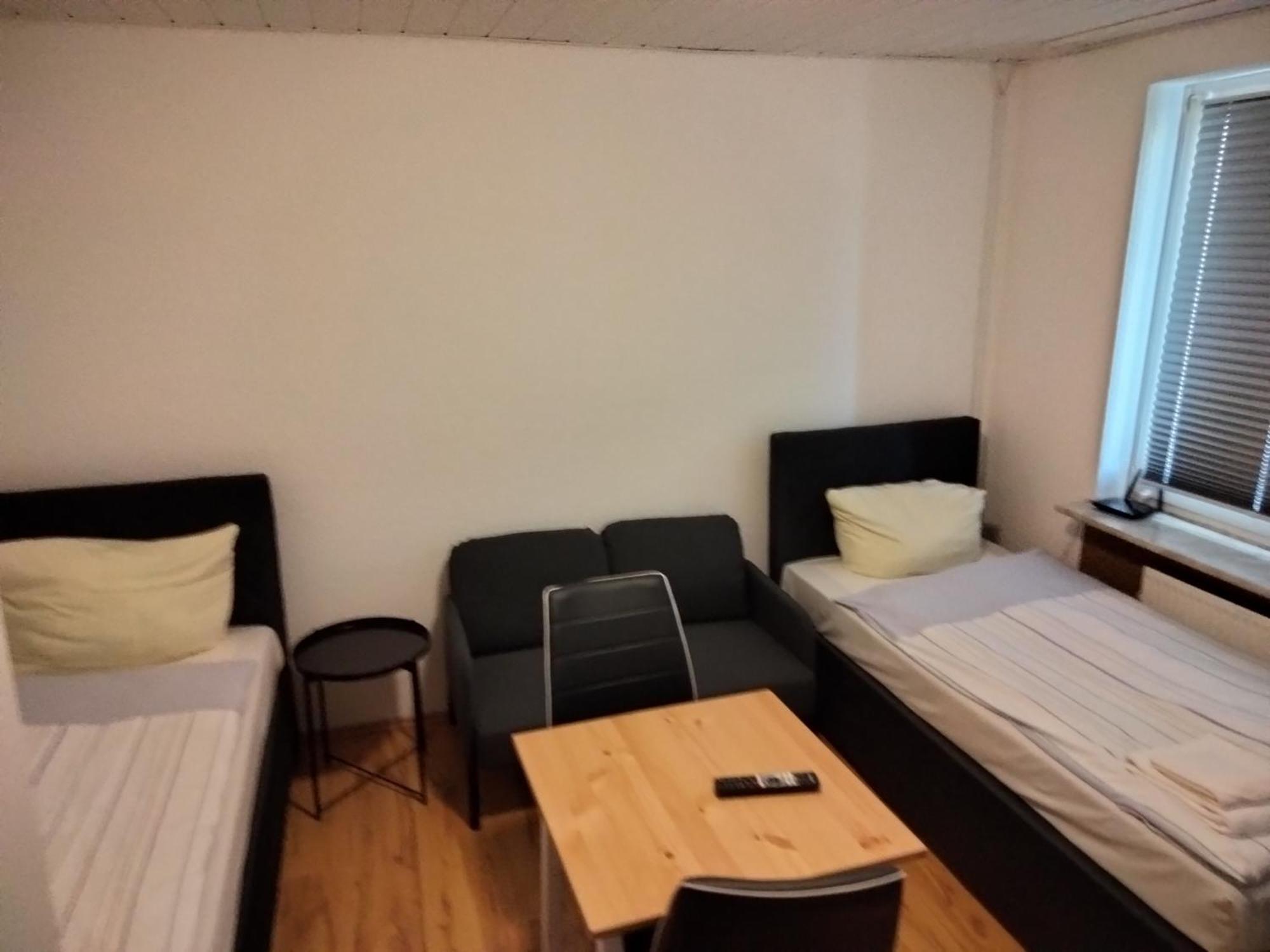 City Apartments Direkt Am Hauptbahnhof - Perfekt Fuer Pendler Und Monteure 노이뮌스터 외부 사진