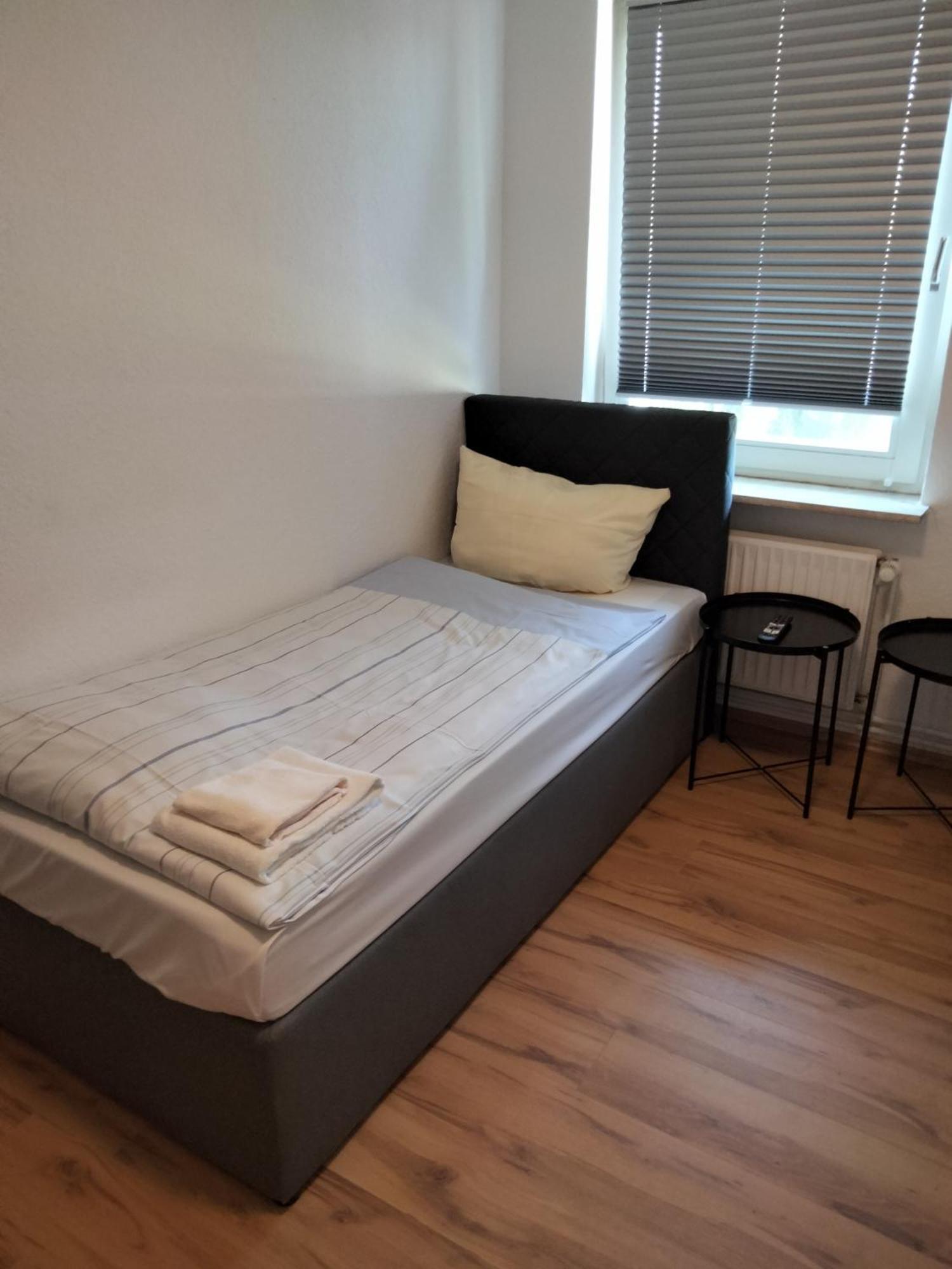 City Apartments Direkt Am Hauptbahnhof - Perfekt Fuer Pendler Und Monteure 노이뮌스터 외부 사진