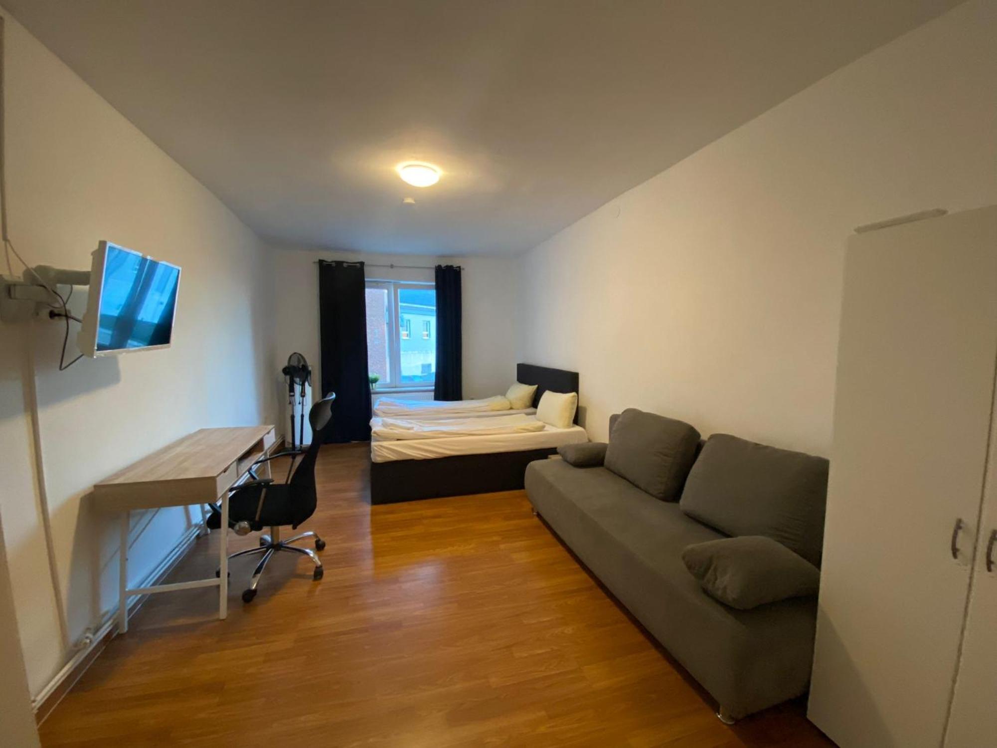 City Apartments Direkt Am Hauptbahnhof - Perfekt Fuer Pendler Und Monteure 노이뮌스터 외부 사진