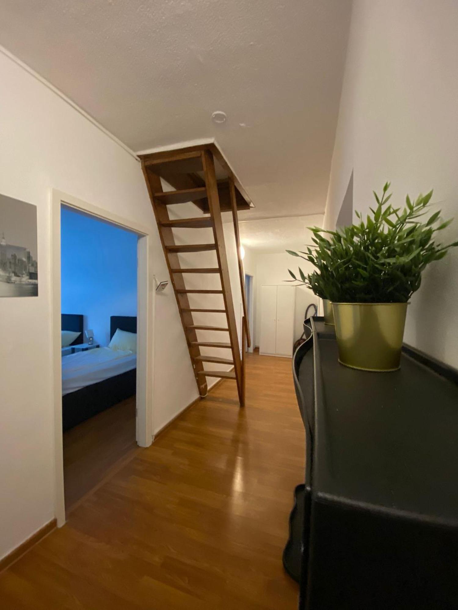 City Apartments Direkt Am Hauptbahnhof - Perfekt Fuer Pendler Und Monteure 노이뮌스터 외부 사진