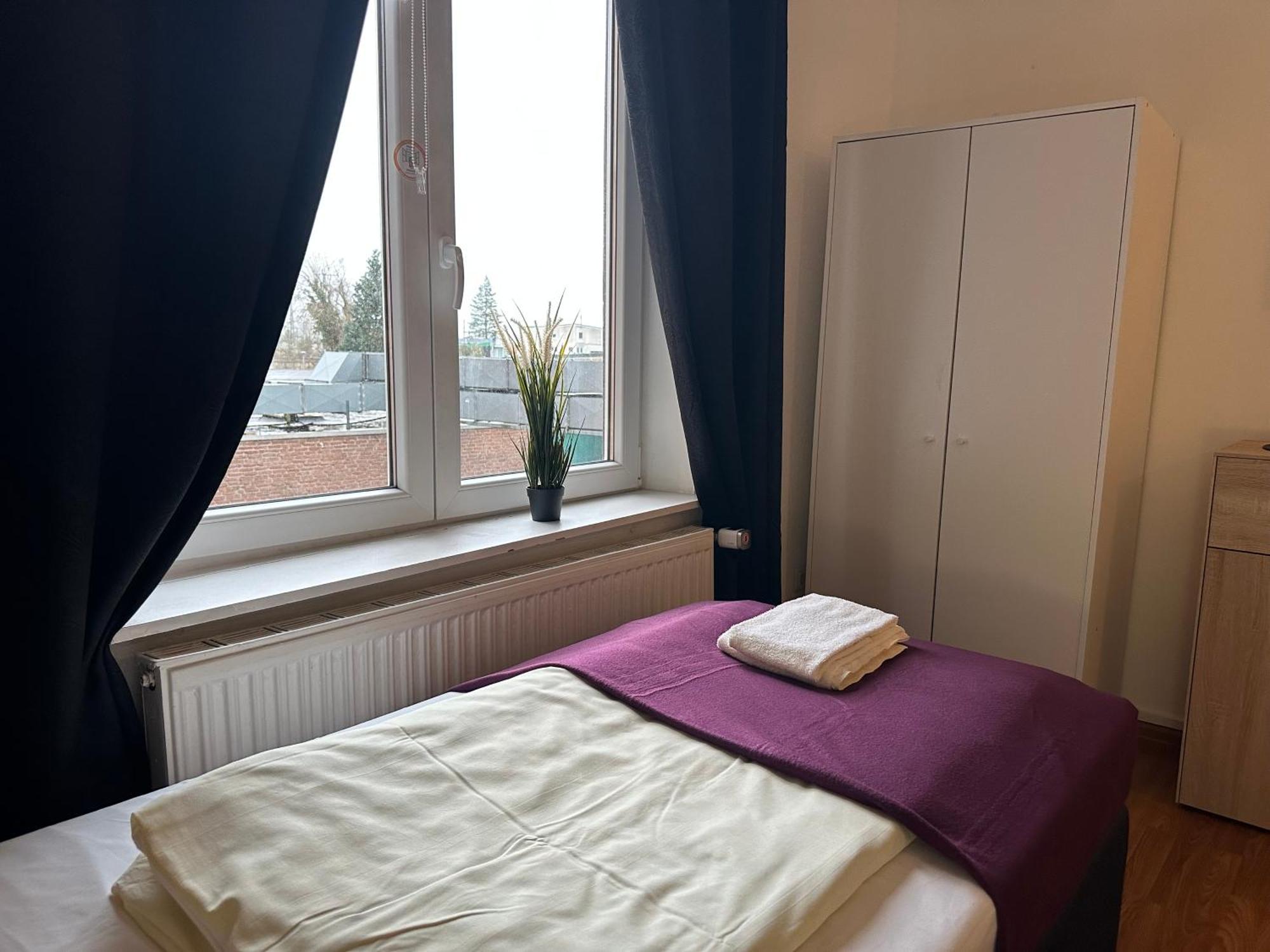 City Apartments Direkt Am Hauptbahnhof - Perfekt Fuer Pendler Und Monteure 노이뮌스터 외부 사진