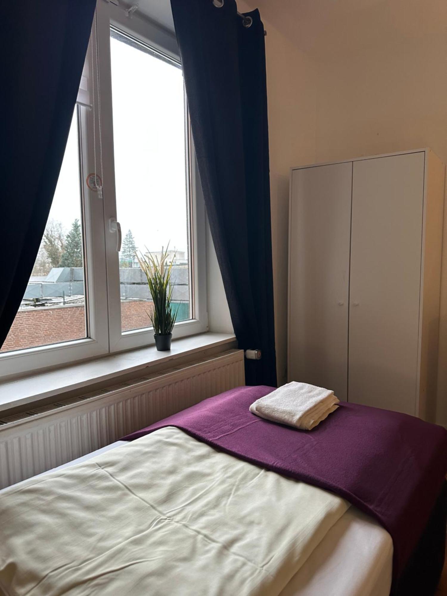 City Apartments Direkt Am Hauptbahnhof - Perfekt Fuer Pendler Und Monteure 노이뮌스터 외부 사진