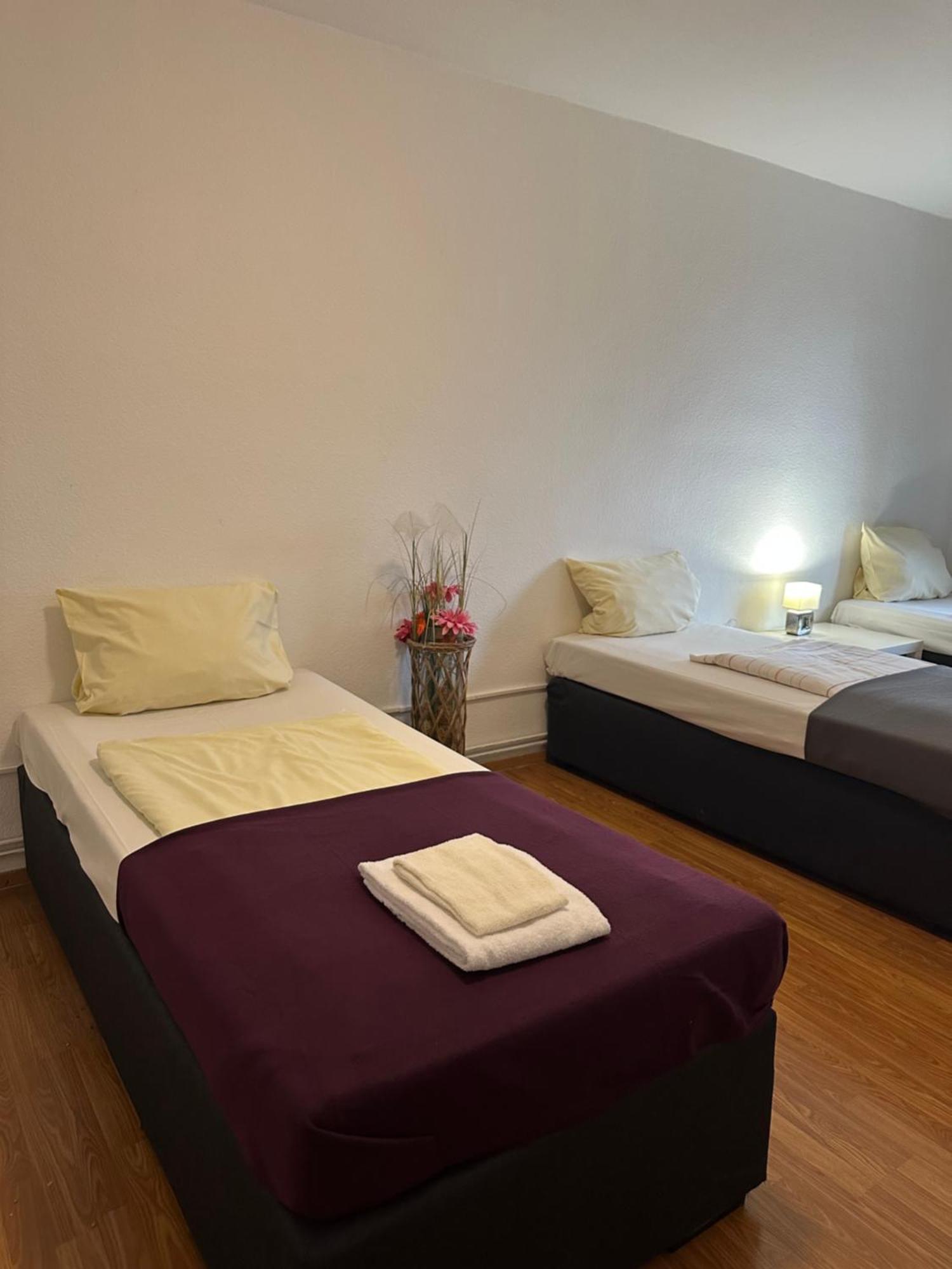 City Apartments Direkt Am Hauptbahnhof - Perfekt Fuer Pendler Und Monteure 노이뮌스터 외부 사진