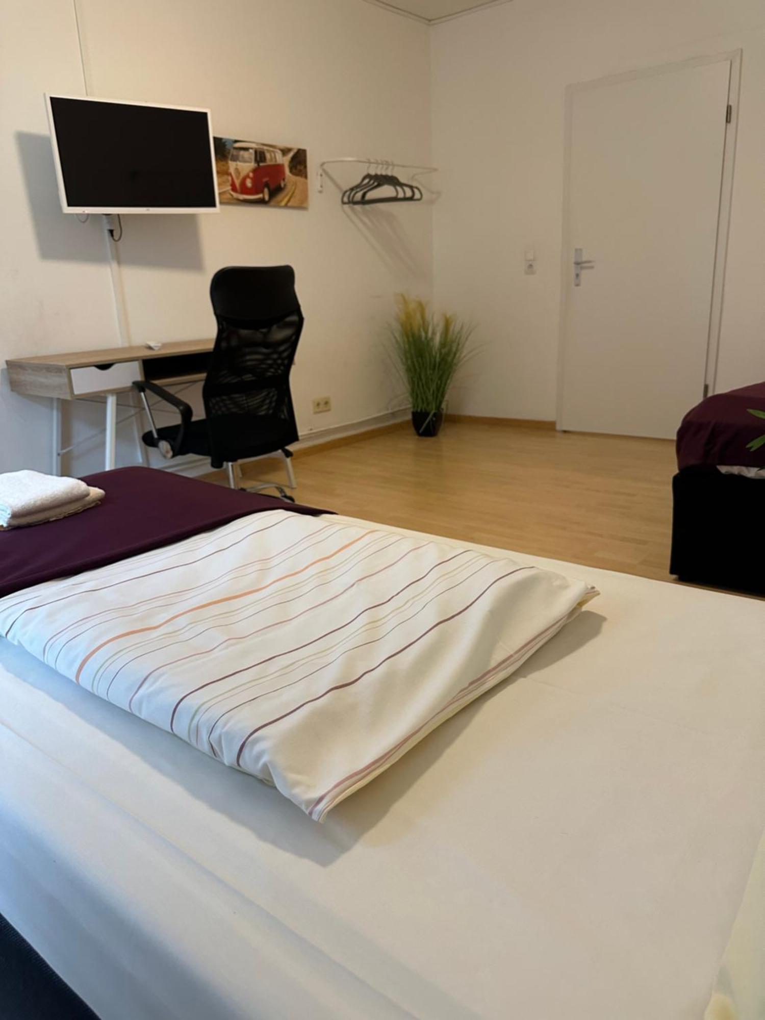 City Apartments Direkt Am Hauptbahnhof - Perfekt Fuer Pendler Und Monteure 노이뮌스터 외부 사진
