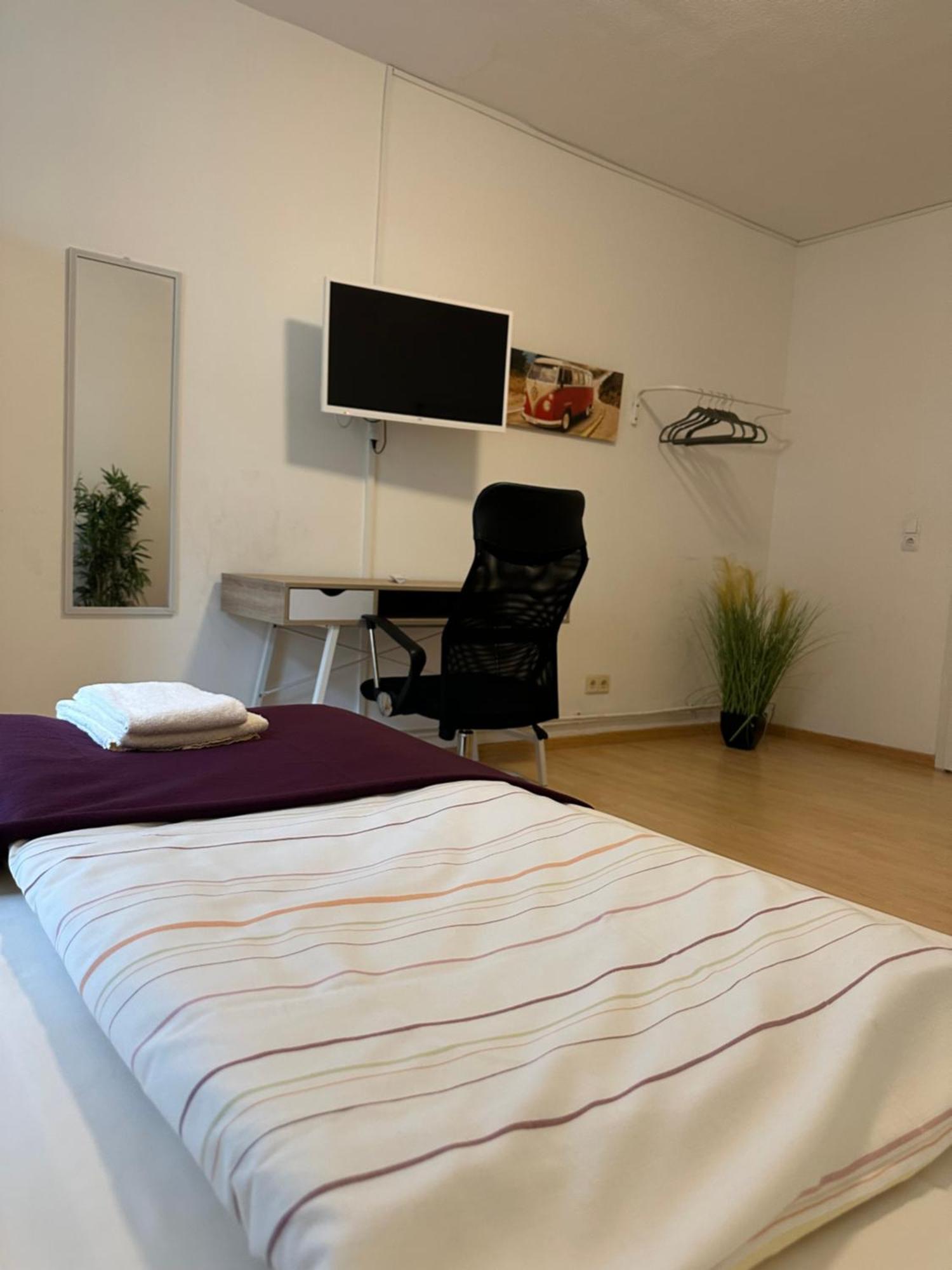 City Apartments Direkt Am Hauptbahnhof - Perfekt Fuer Pendler Und Monteure 노이뮌스터 외부 사진