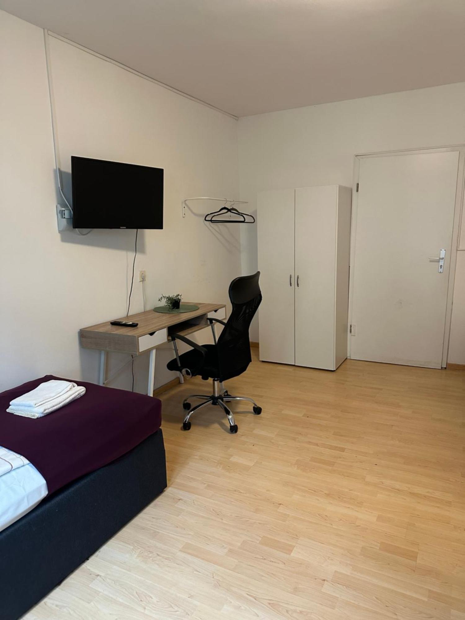 City Apartments Direkt Am Hauptbahnhof - Perfekt Fuer Pendler Und Monteure 노이뮌스터 외부 사진